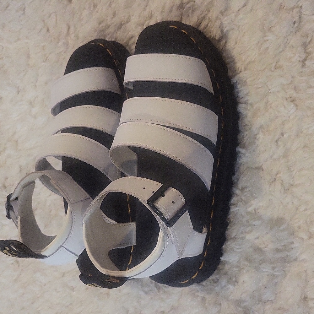 Dr Martens Blaire White Women's Size 7 sandal